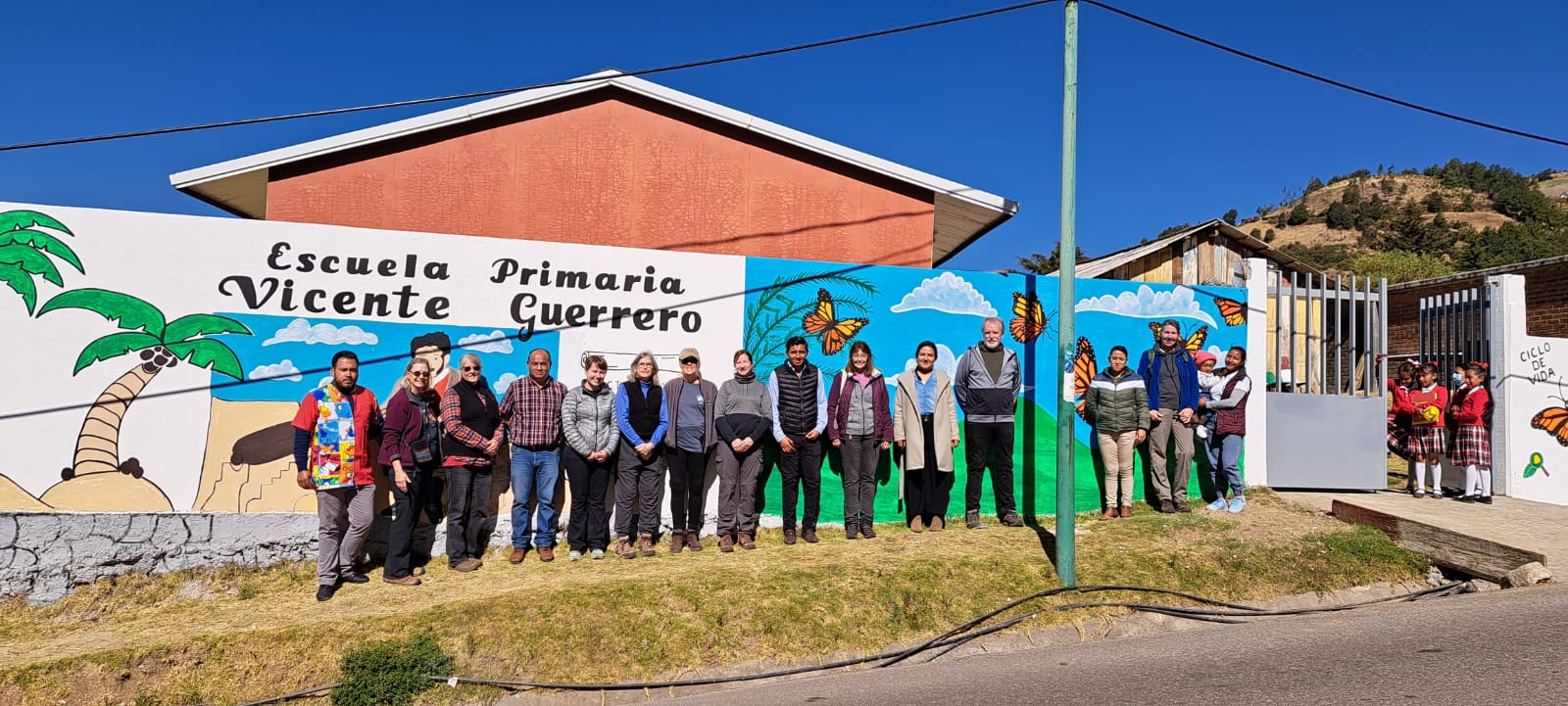 elementary school in Mexico where students line up for their photo