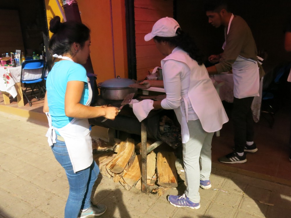 Delicious smells come from the burning clay pots at the wooden stoves containing typical Mexican dishes, hand-made corn tortillas and fresh drinks are ready for visitors to enjoy.